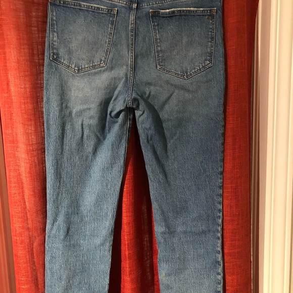Madewell Classic Straight Jeans in Nearwood Wash - Picture 2 of 4